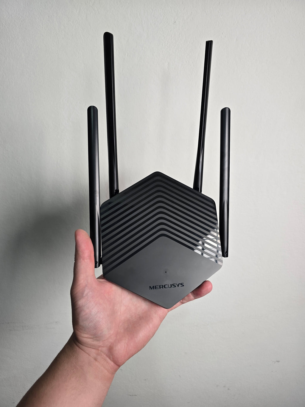 ROTEADOR WI-FI 6 MERCUSYS MR60X AX1500 – DUAL BAND GIGABIT E ALTA COBERTURA!