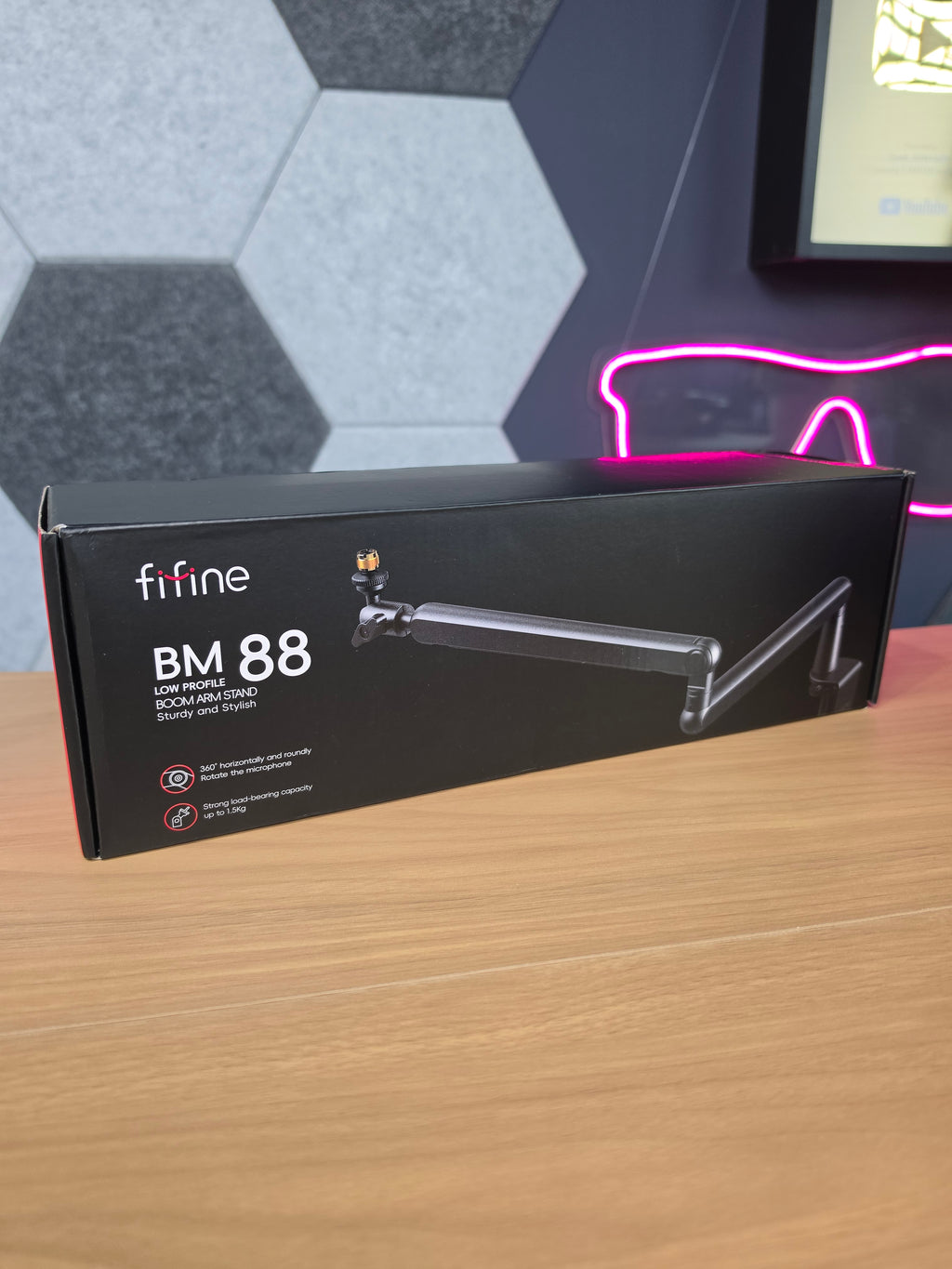 Braço articulado Low Profile FIFINE BM88 🔬 (Não acompanha microfone)