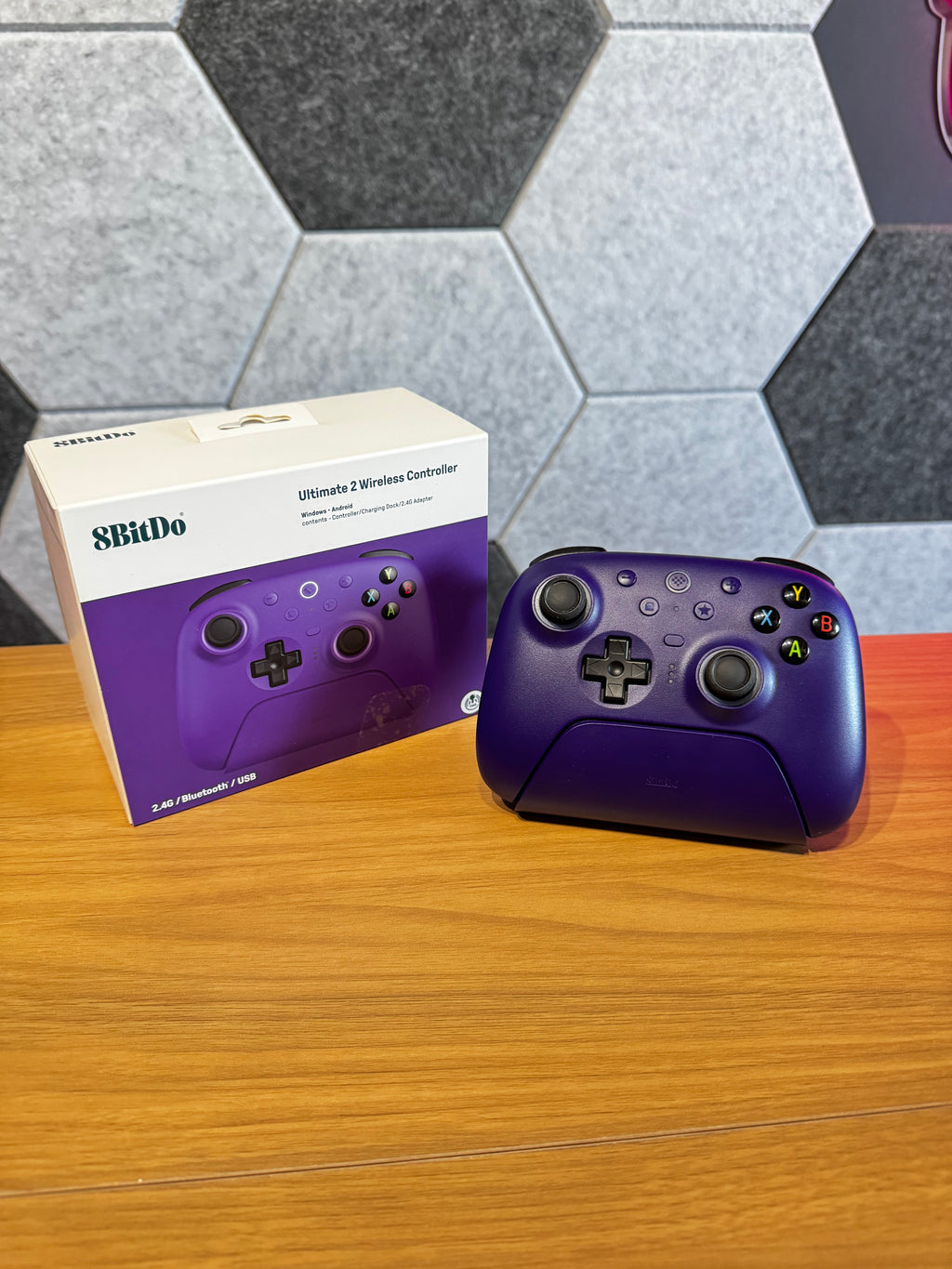 Controle 8BitDo Ultimate 2 Wireless – Edição Especial Roxa, Bluetooth Wireless e USB-C