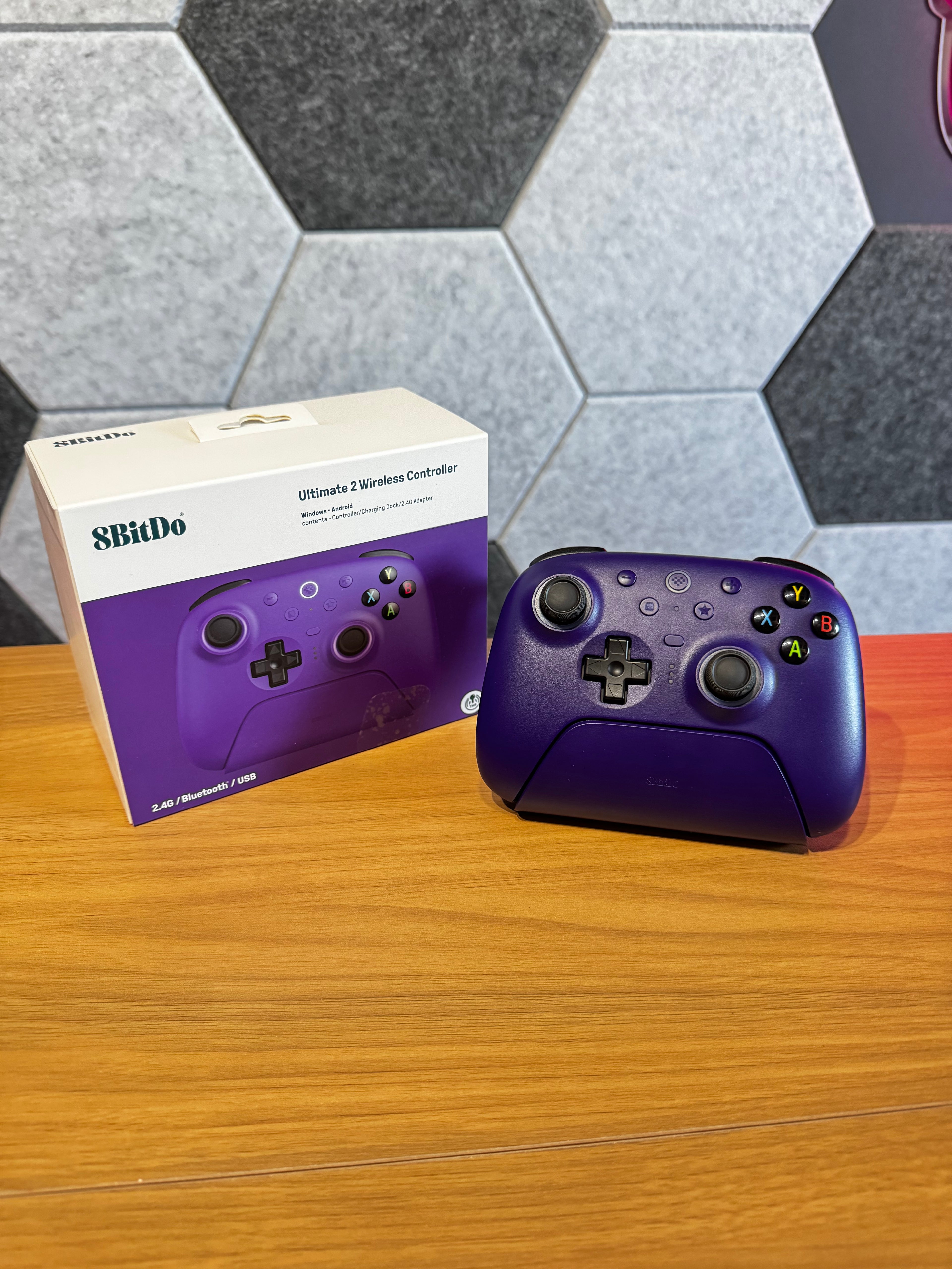 Controle 8BitDo Ultimate 2 Wireless – Edição Especial Roxa, Bluetooth Wireless e USB-C