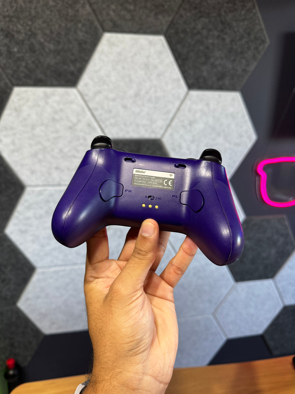 Controle 8BitDo Ultimate 2 Wireless – Edição Especial Roxa, Bluetooth Wireless e USB-C
