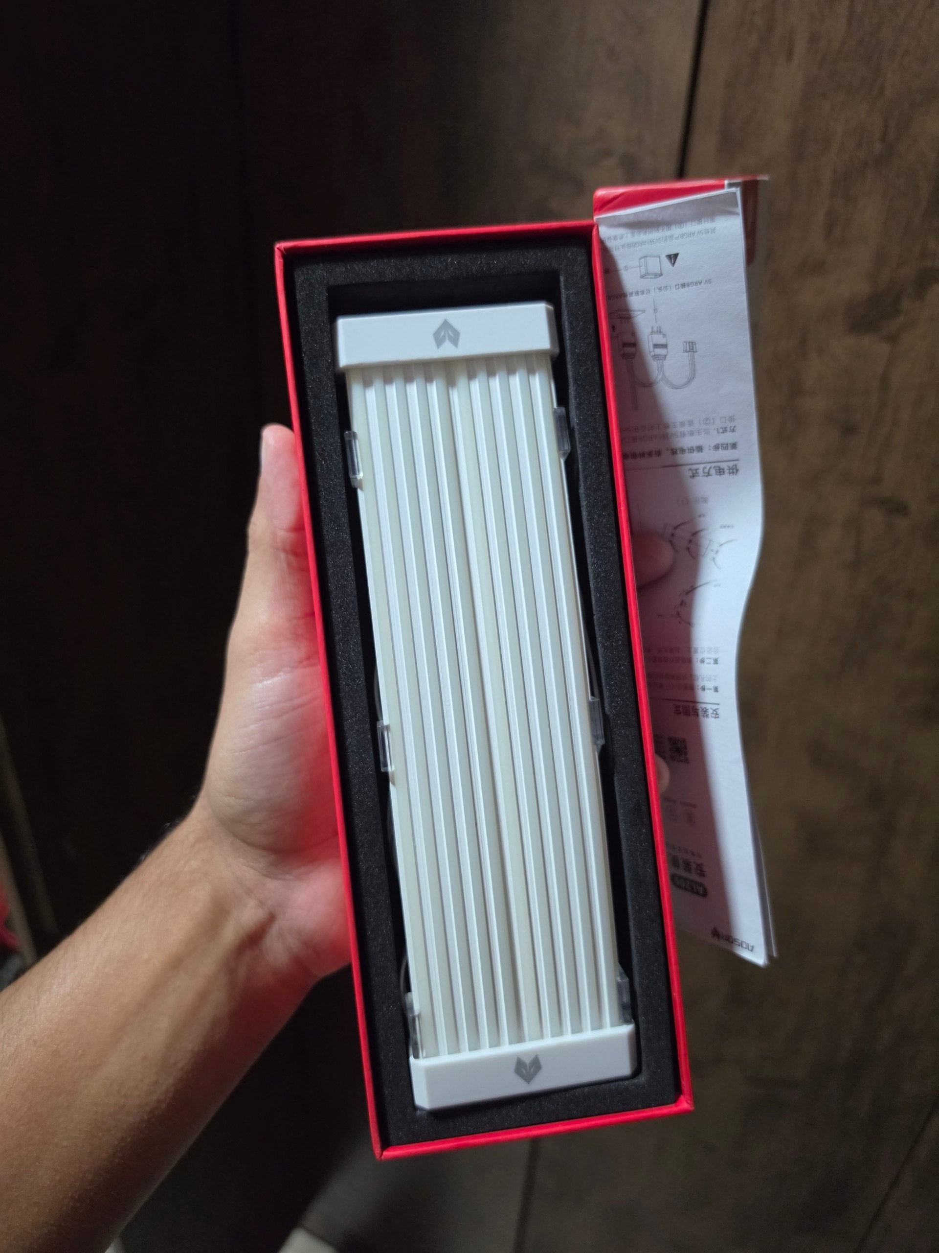 Kit 2 Placas ARGB AL200 (LED RGB para Organização de Cabos de PC)