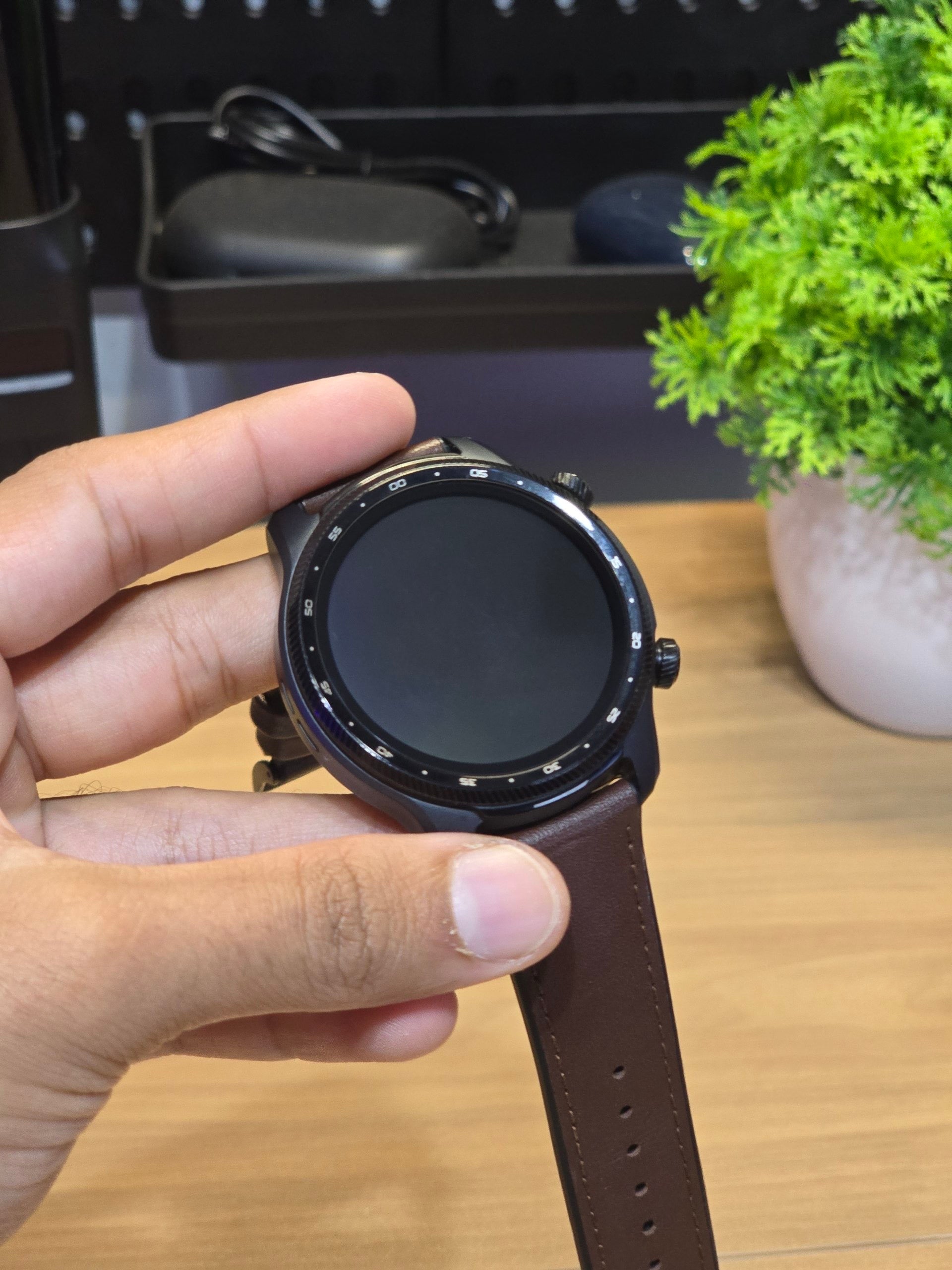 SMARTWATCH TICWATCH PRO 3 ULTRA LTE ⌚ Wear OS, Carteira do Google