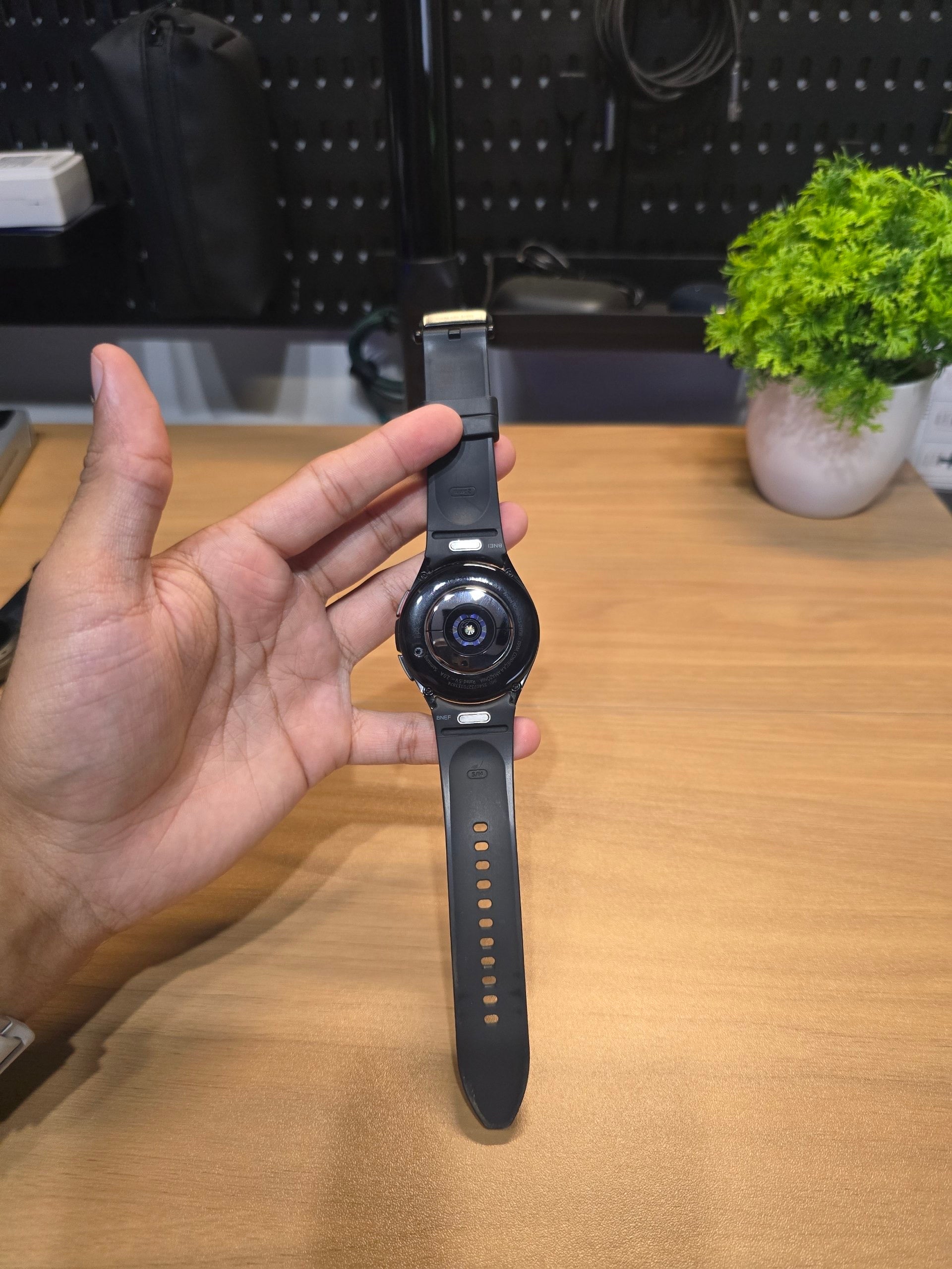 SMARTWATCH GALAXY WATCH 6 CLASSIC 43MM PRETO ⌚