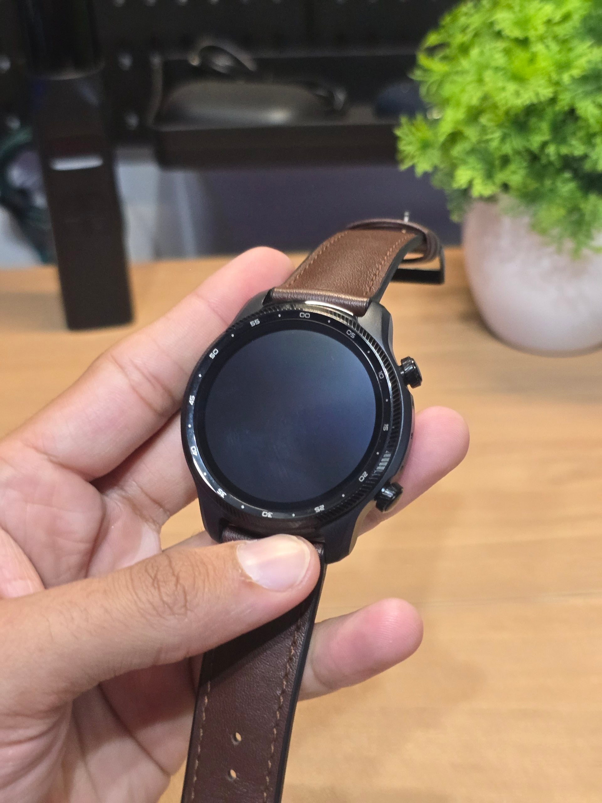 SMARTWATCH TICWATCH PRO 3 ULTRA LTE ⌚ Wear OS, Carteira do Google
