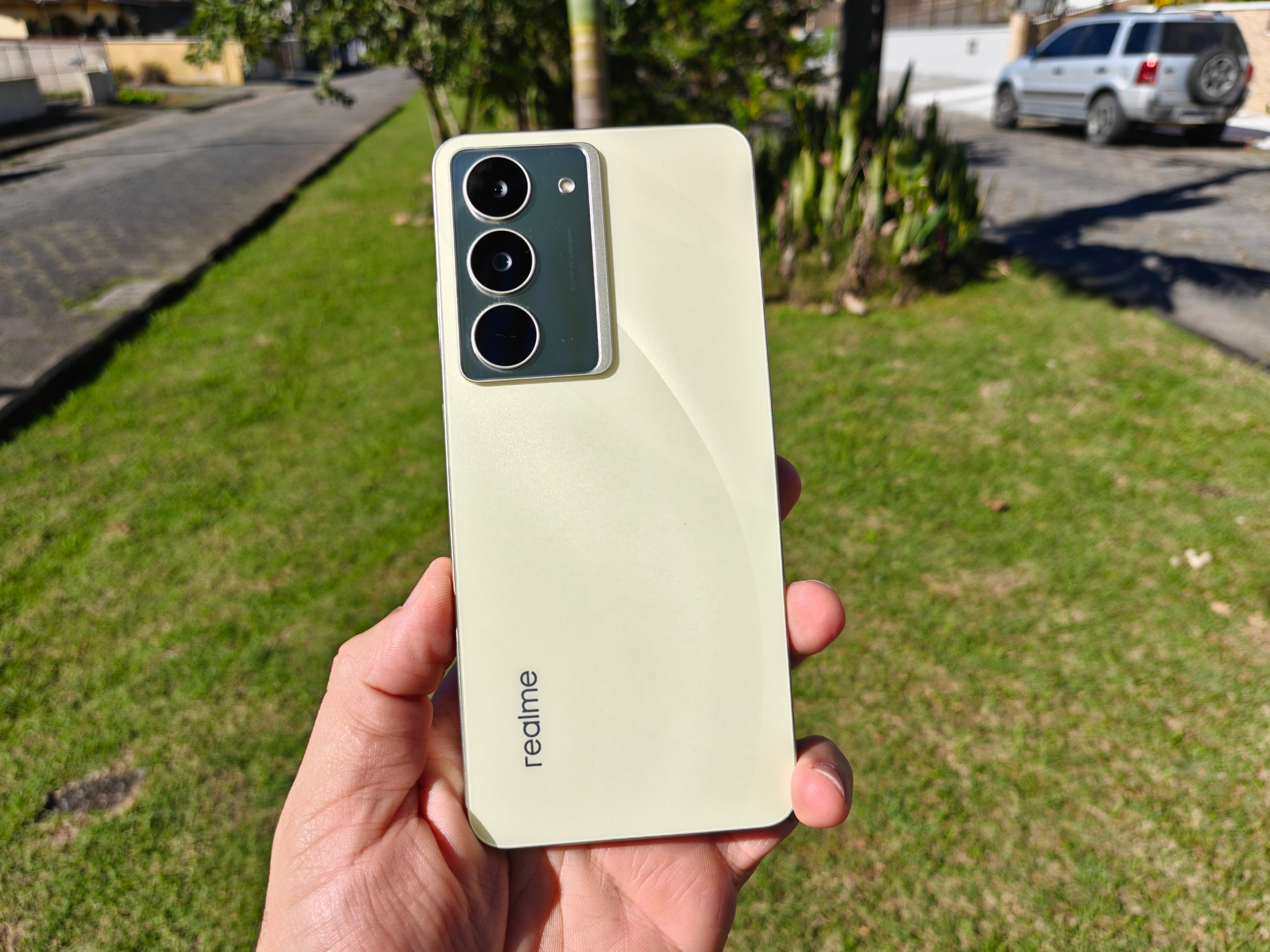 REALME C75 256GB – BATERIA DE 6000mAh, IP69 E MUITA RESISTÊNCIA PARA O DIA A DIA!