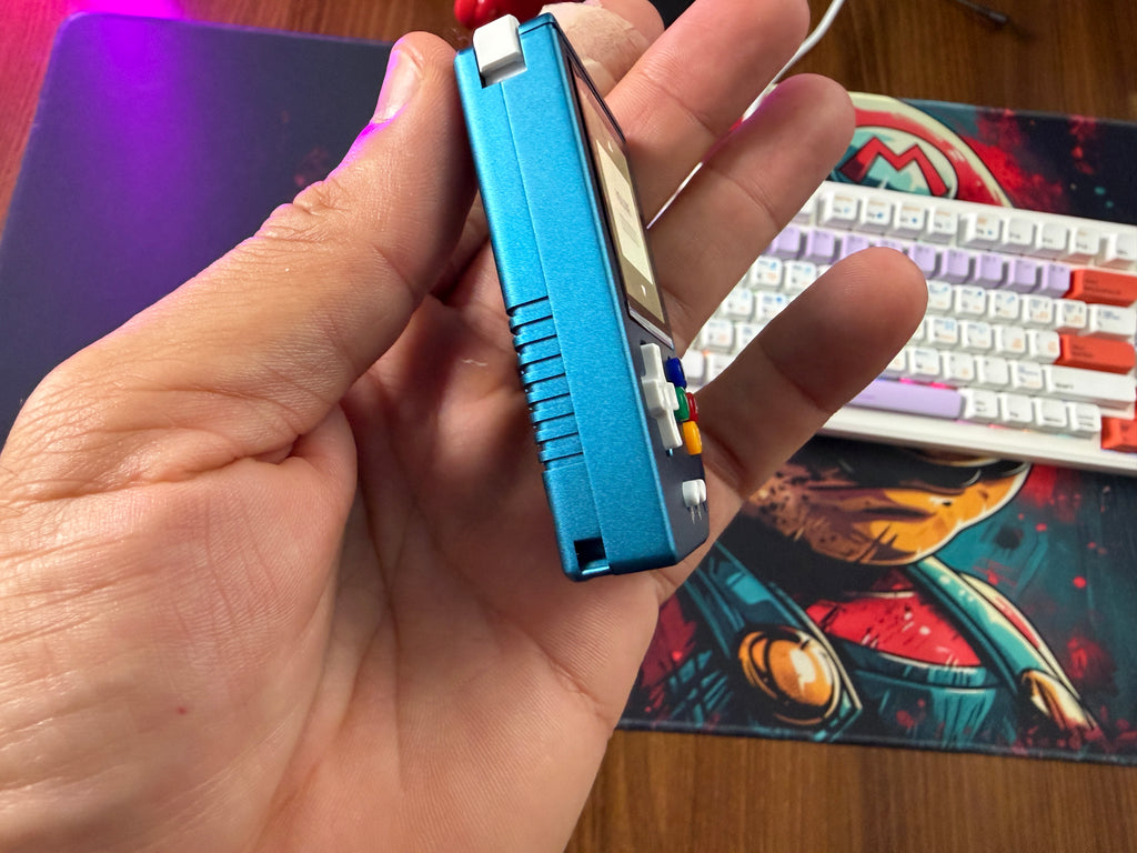ANBERNIC RG NANO – MINI CONSOLE RETRÔ COM +5000 JOGOS QUE CABE NO BOLSO! 🎮