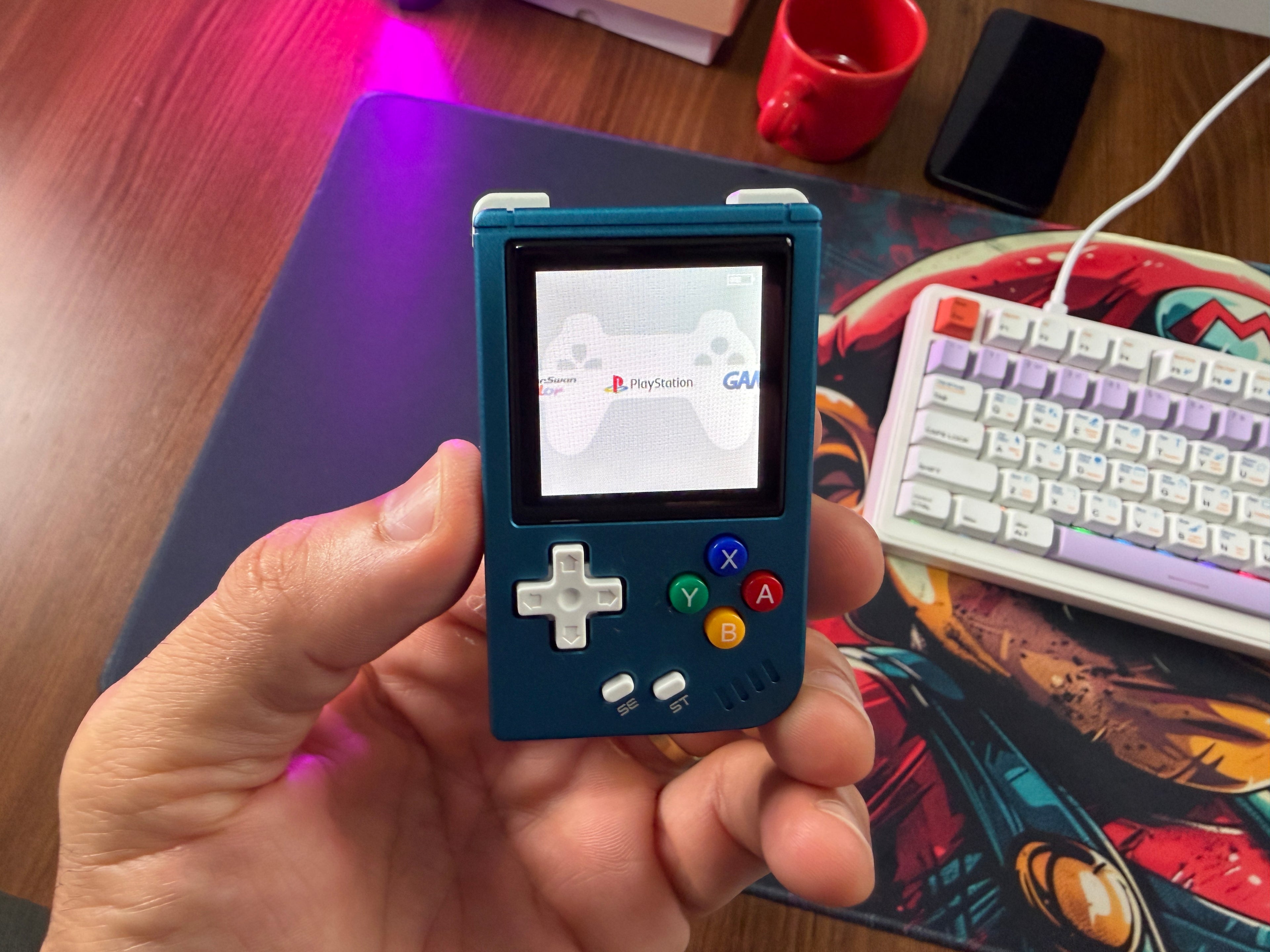 ANBERNIC RG NANO – MINI CONSOLE RETRÔ COM +5000 JOGOS QUE CABE NO BOLSO! 🎮