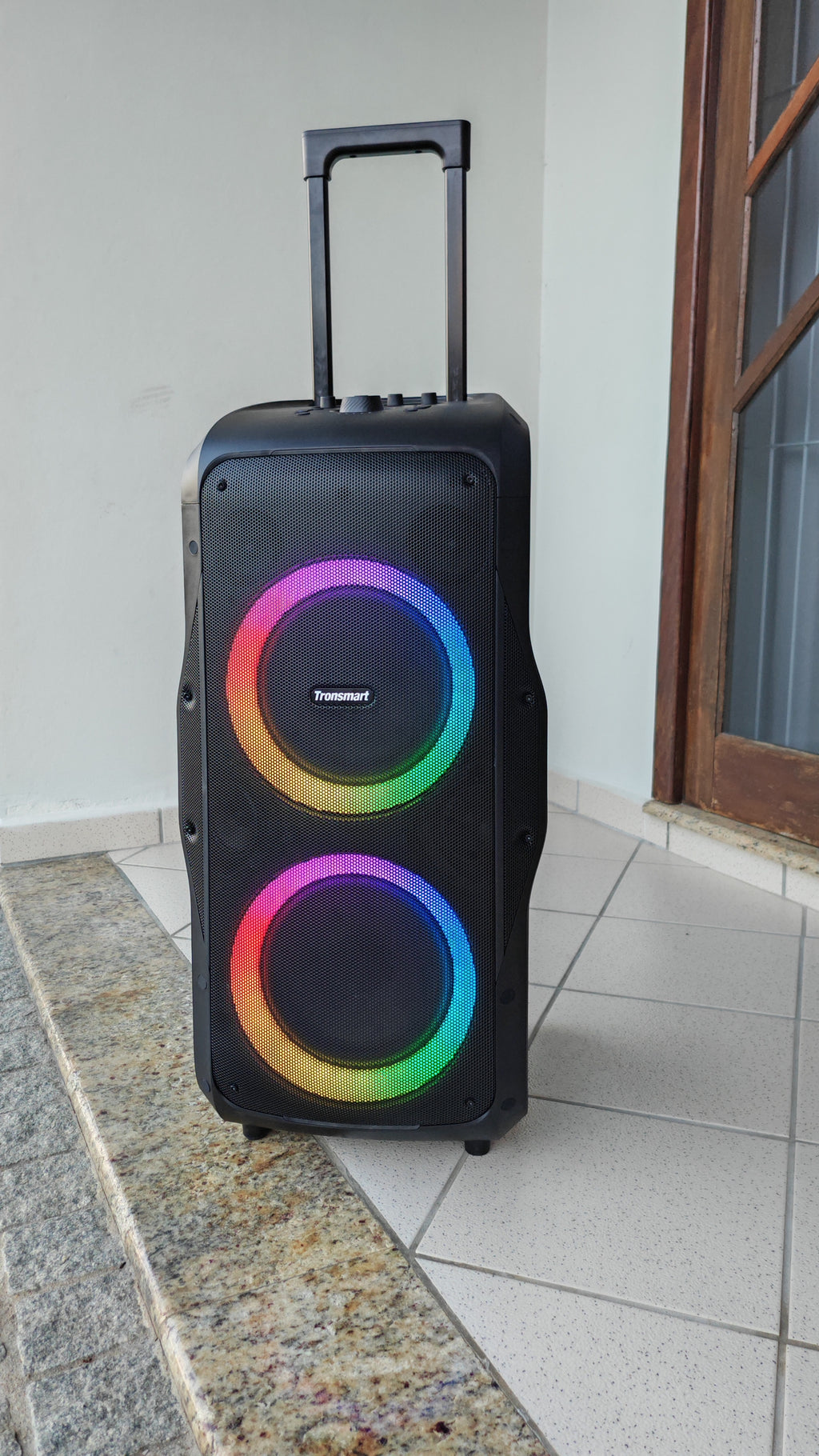 Caixa de som Bluetooth Tronsmart Halo 300 Speaker, 240W Partybox