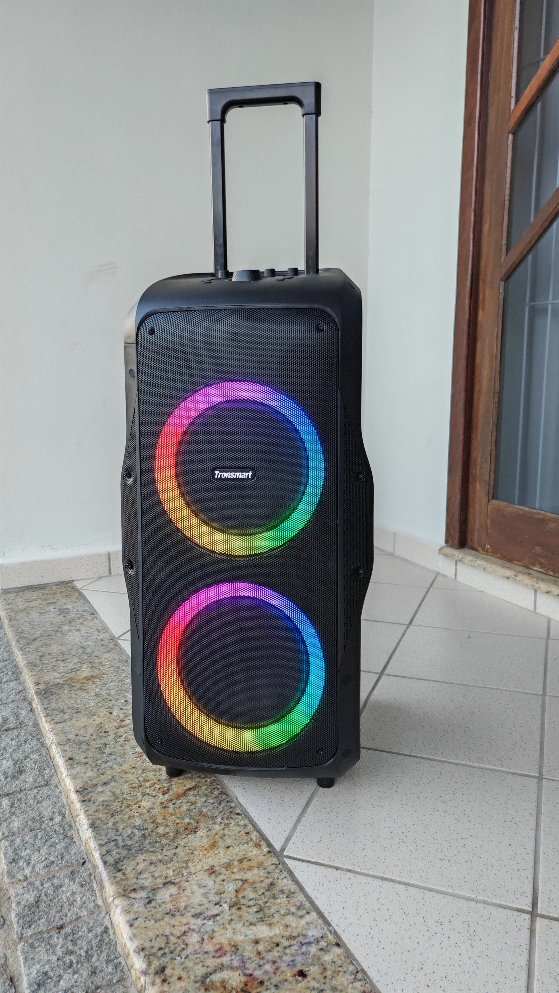 Caixa de som Bluetooth Tronsmart Halo 300 Speaker, 240W Partybox