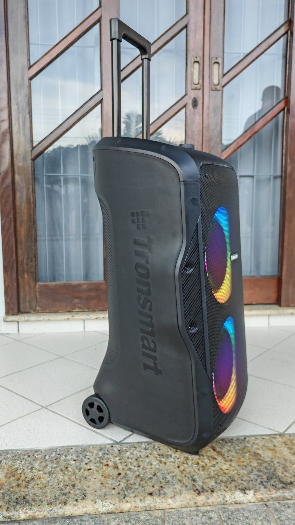 Caixa de som Bluetooth Tronsmart Halo 300 Speaker, 240W Partybox