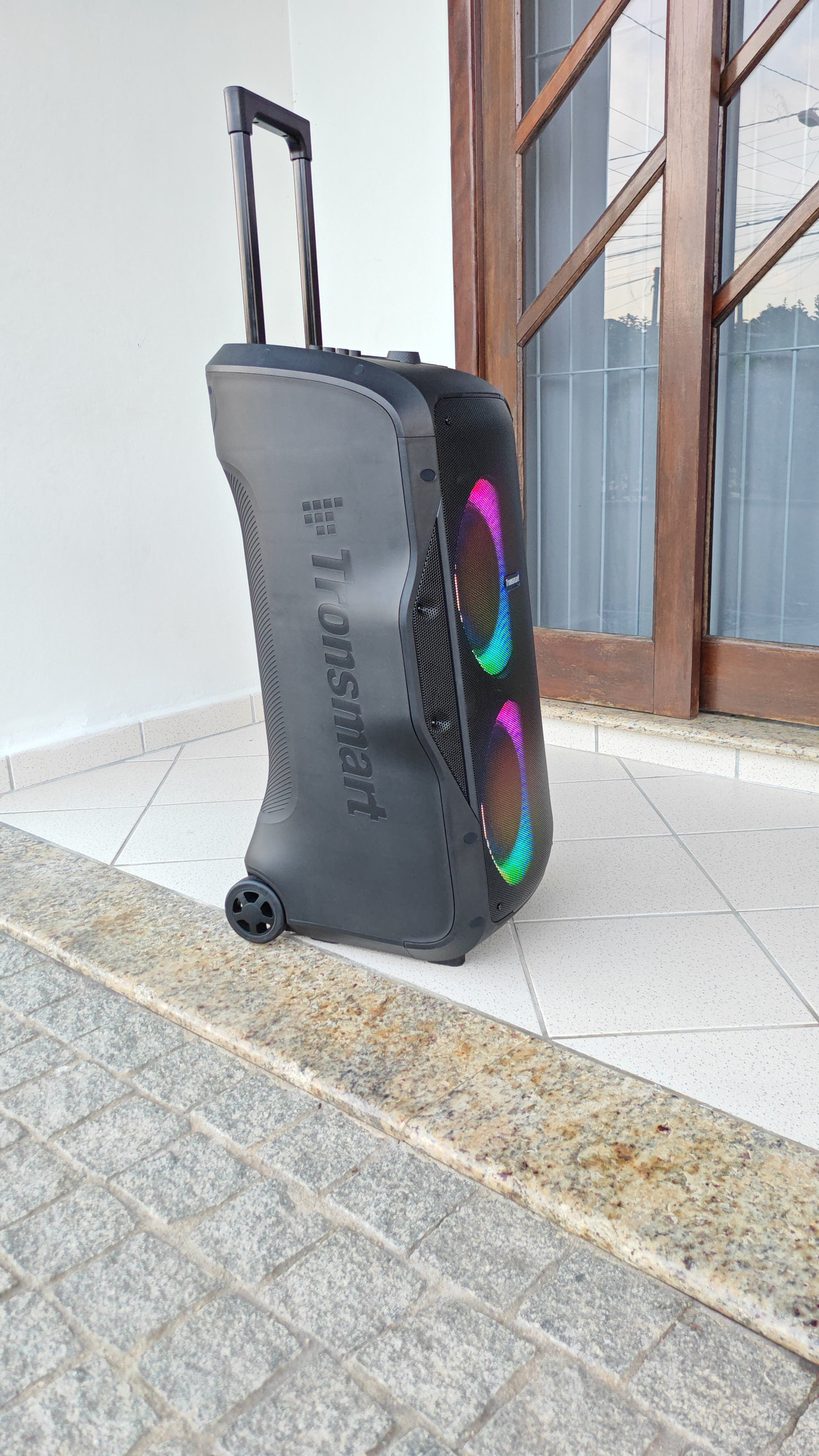 Caixa de som Bluetooth Tronsmart Halo 300 Speaker, 240W Partybox