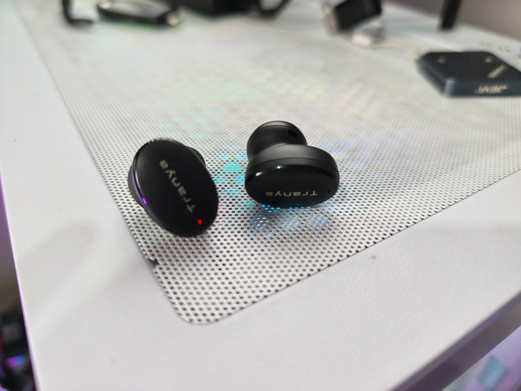 FONE BLUETOOTH TRANYA M20 – FONE BLUETOOTH TWS COM GRAVES POTENTES, MODO GAME E ATÉ 40H DE BATERIA!